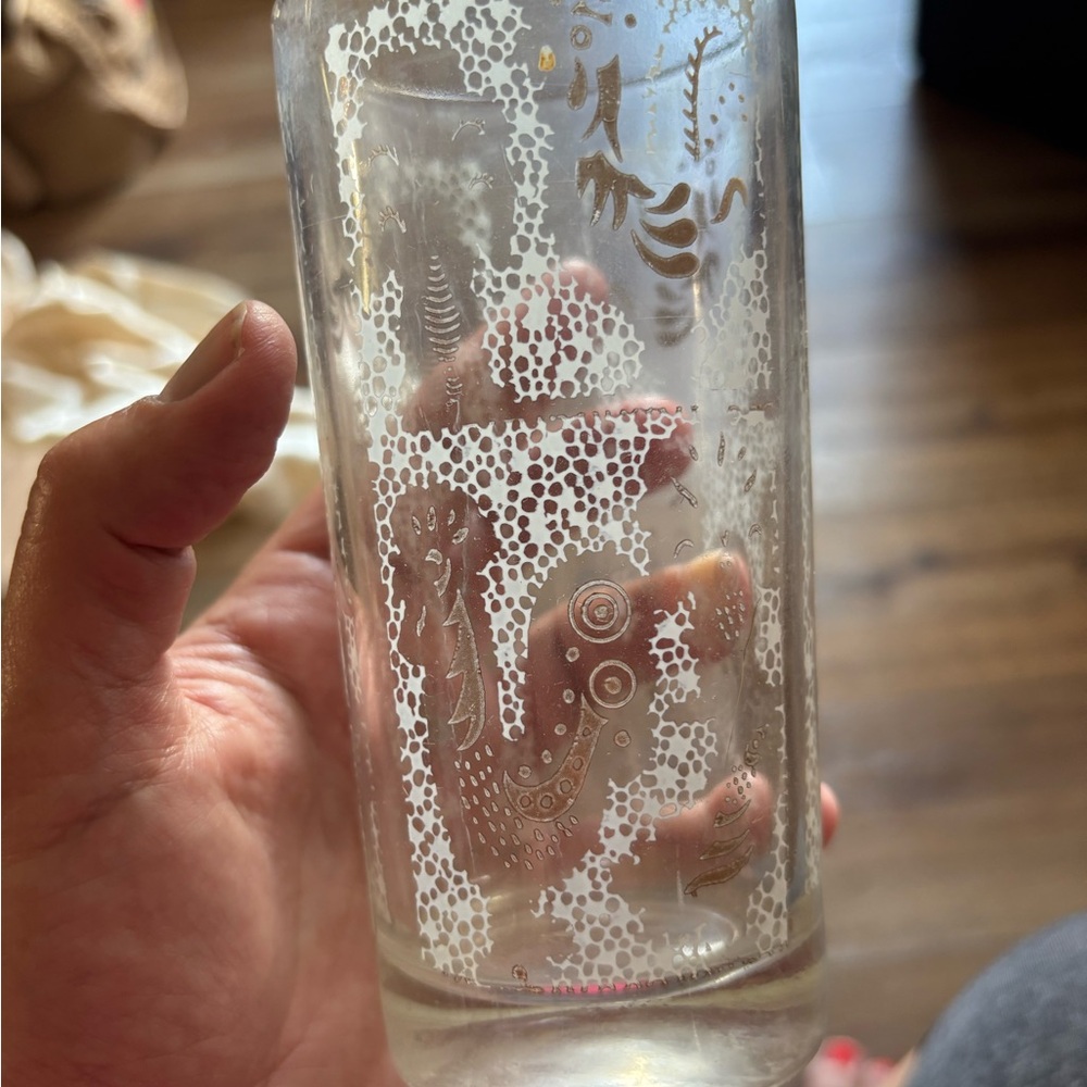 Vintage cup with Gold Patterns
